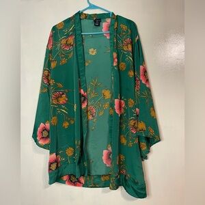 Wet seal open kimono satin size Xs/S y2k mob wife artsy floral cardigan boho